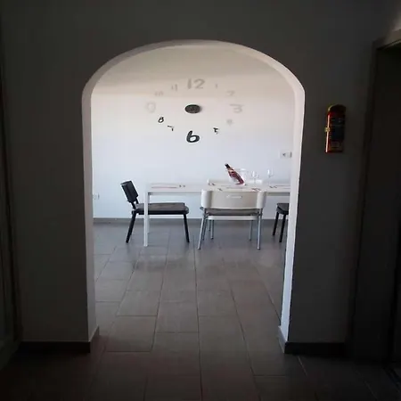Apartamento Puerto Del Carmen Sleeps 4 Wifi T691539